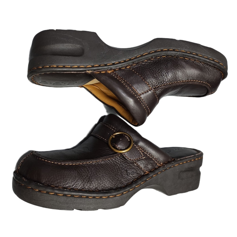 B.O.C. Mules Womens 9 Dark Brown Leather Comfort Closed Toe Slip On BC3150 EUC